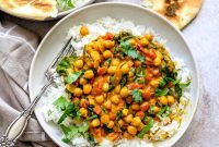 Vibrant Chickpea and Spinach Curry